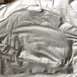 Nike cropped sweatshirt